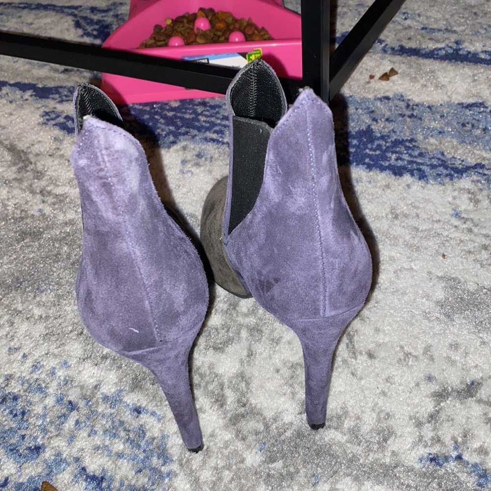 Vera Gamma Suede Ankle Boot - Picture 3 of 10